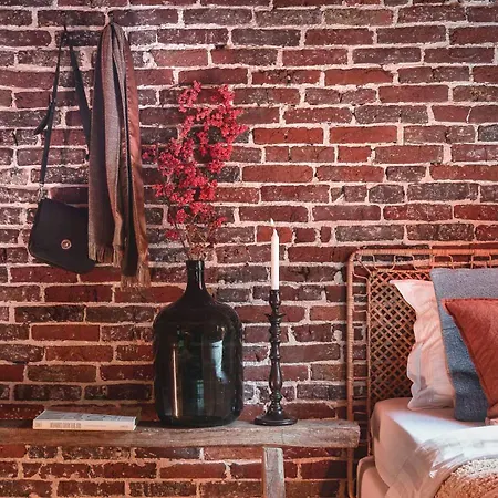 The Bank 1869 - Unique Guestrooms In The Historic Center Of Bruges